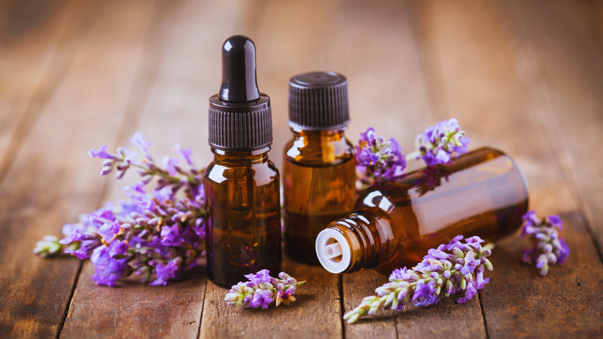 The Role of Aromatherapy in Holistic Health: Enhancing Well-Being Naturally